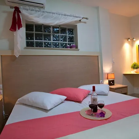 Sdregas Flats * Masouri