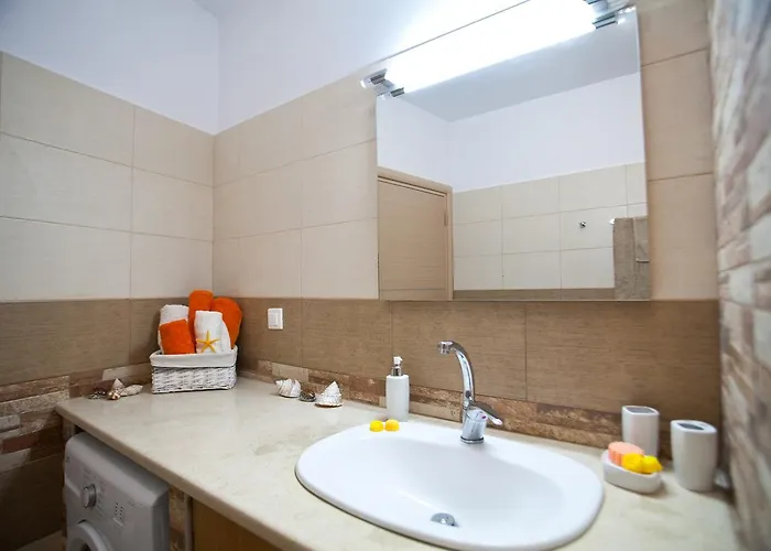 Sdregas Flats * Masouri